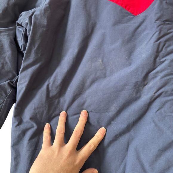 The Great. x Eddie Bauer The Hooded Parka Red Navy Colorblock - Picture 8 of 11